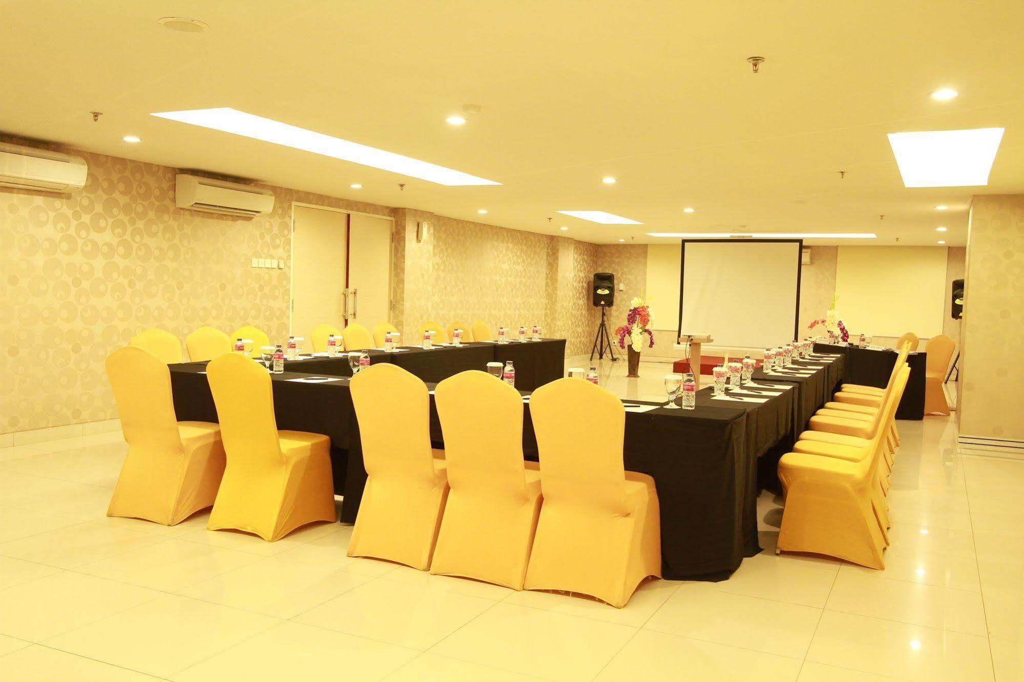 ดีพริมาโฮเทล บาลิกปาปัน  Hotel ภายนอก รูปภาพ